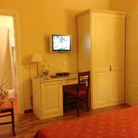 Oda ve Kahvaltı Residenza Domiziano Roma