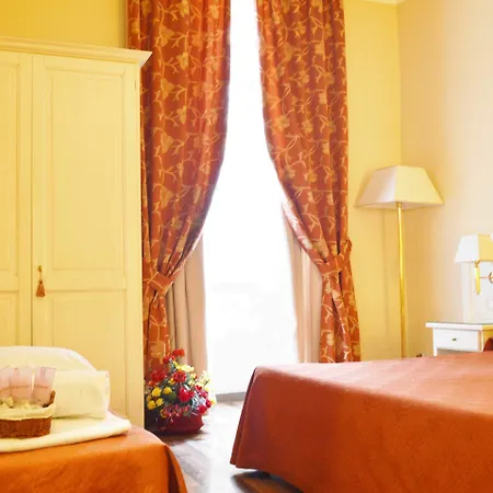 Nocleg ze śniadaniem Residenza Domiziano 4*