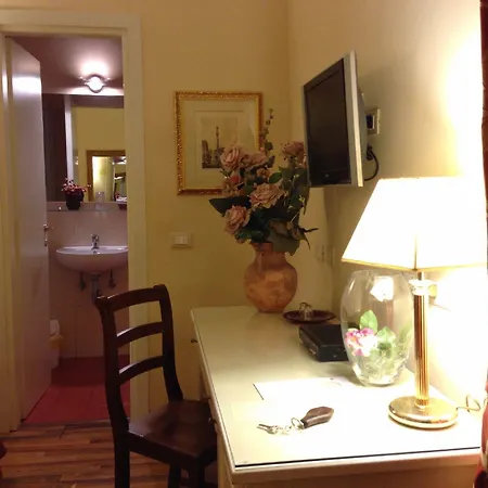 Residenza Domiziano Nocleg ze śniadaniem 4*