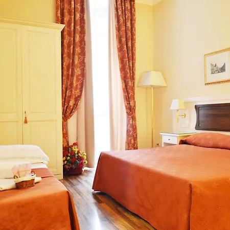 Residenza Domiziano Nocleg ze śniadaniem 4*