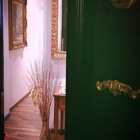 Residenza Domiziano Nocleg ze śniadaniem Rzym