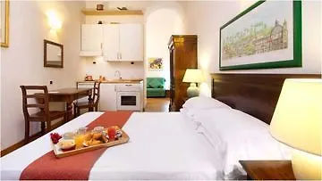 Bed & Breakfast Residenza Domiziano 3*